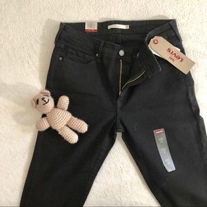 NWT LEVI’S 712 SLIM WOMEN JEANS